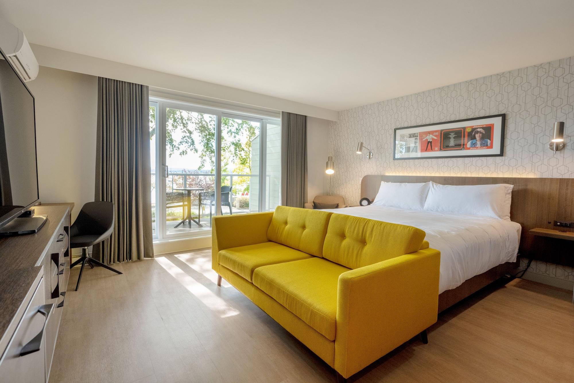 Hotel Verso Magog Екстериор снимка
